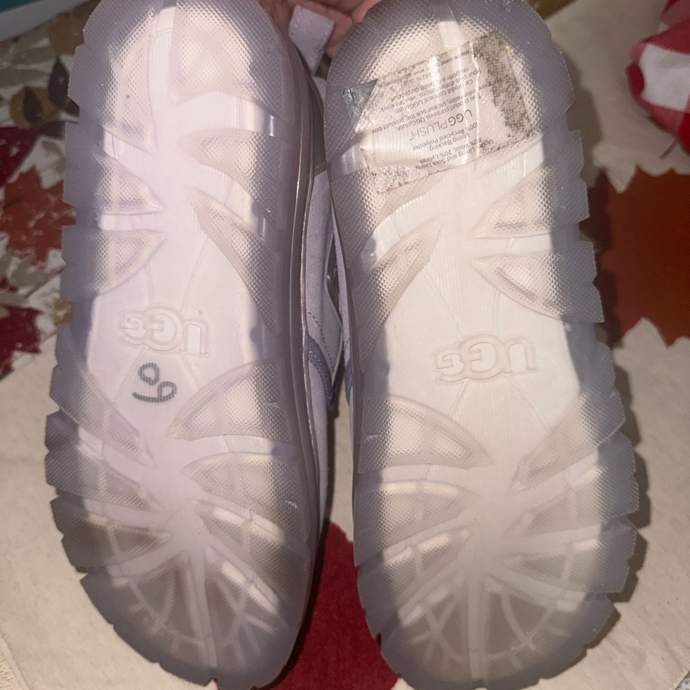 UGG Neumel Clear boots in the color June Gloom - Picture 5 of 8